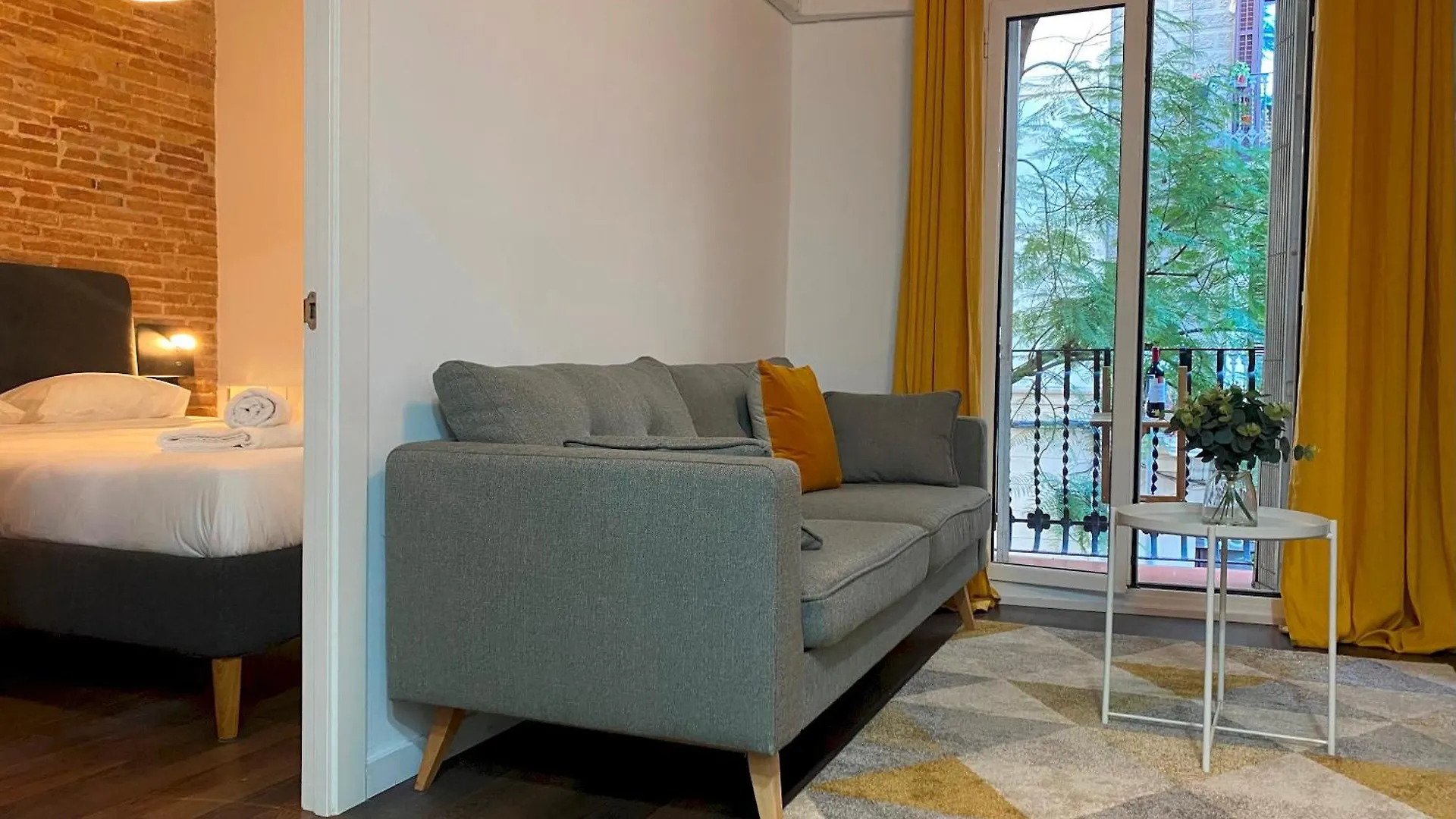 Apartamento Cosy Urban Oasis By Myrentalhost Barcelona